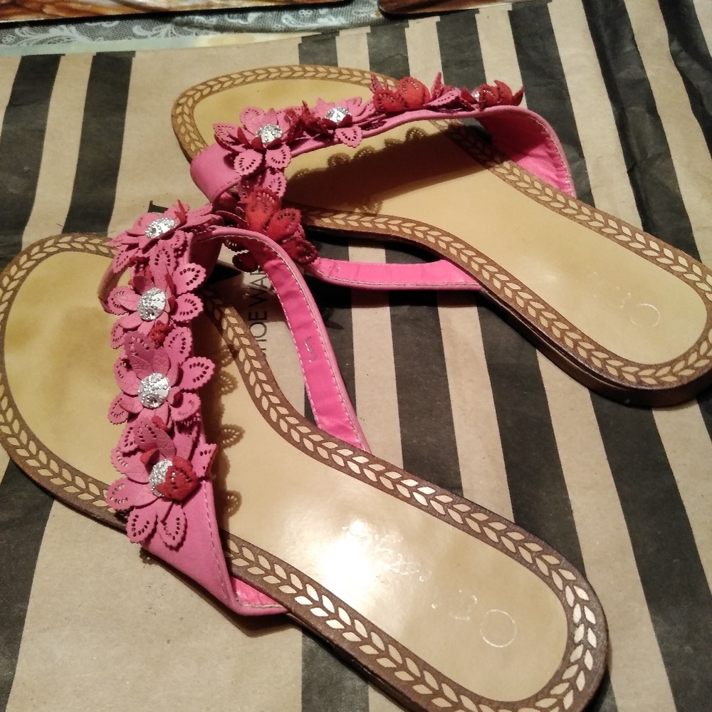 Sandals - Picture 4 of 4